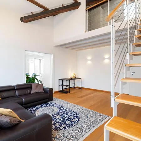 アパート Clock's 2 Bedrooms & 2 Bathrooms & Big Terrace