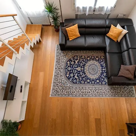 Clock's 2 Bedrooms & 2 Bathrooms & Big Terrace Daire