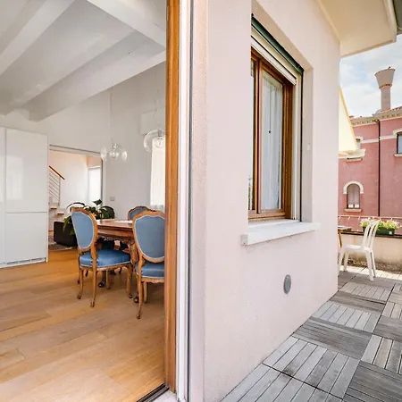 Lägenhet Clock's 2 Bedrooms & 2 Bathrooms & Big Terrace *