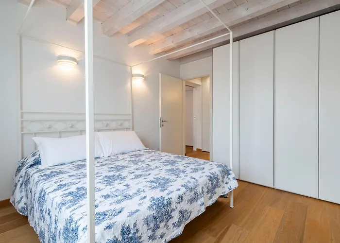 Lejlighed Clock's 2 Bedrooms & 2 Bathrooms & Big Terrace